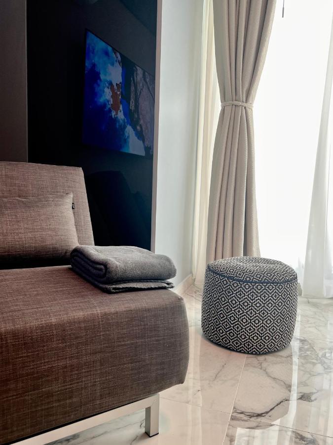 Blue Luxury Studio Mamaia Exterior photo